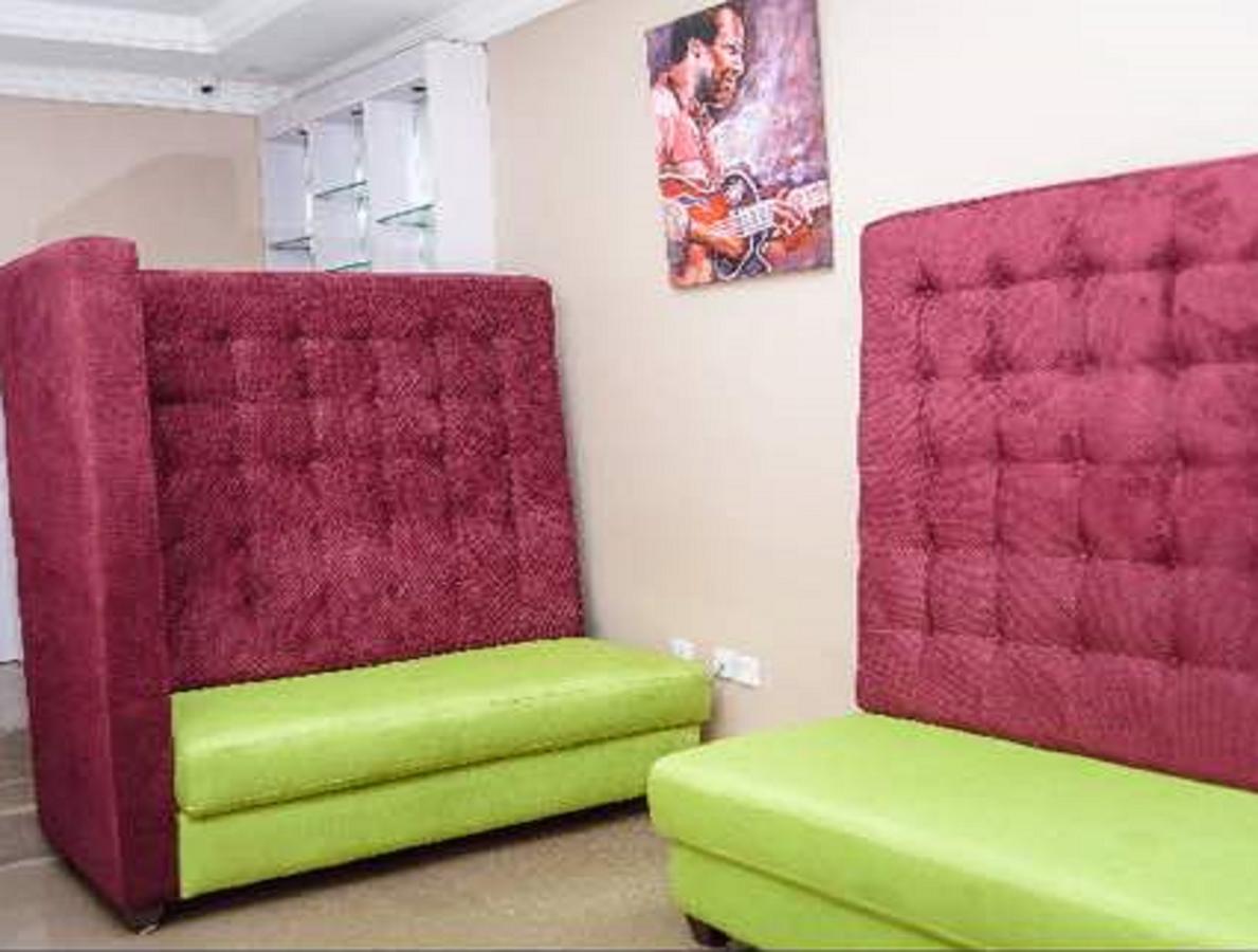 215 West Apartment Abuja Extérieur photo